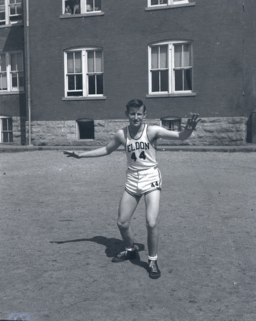 1946_Apr_Basketball_12