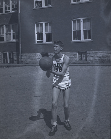 1946_Apr_Basketball_08